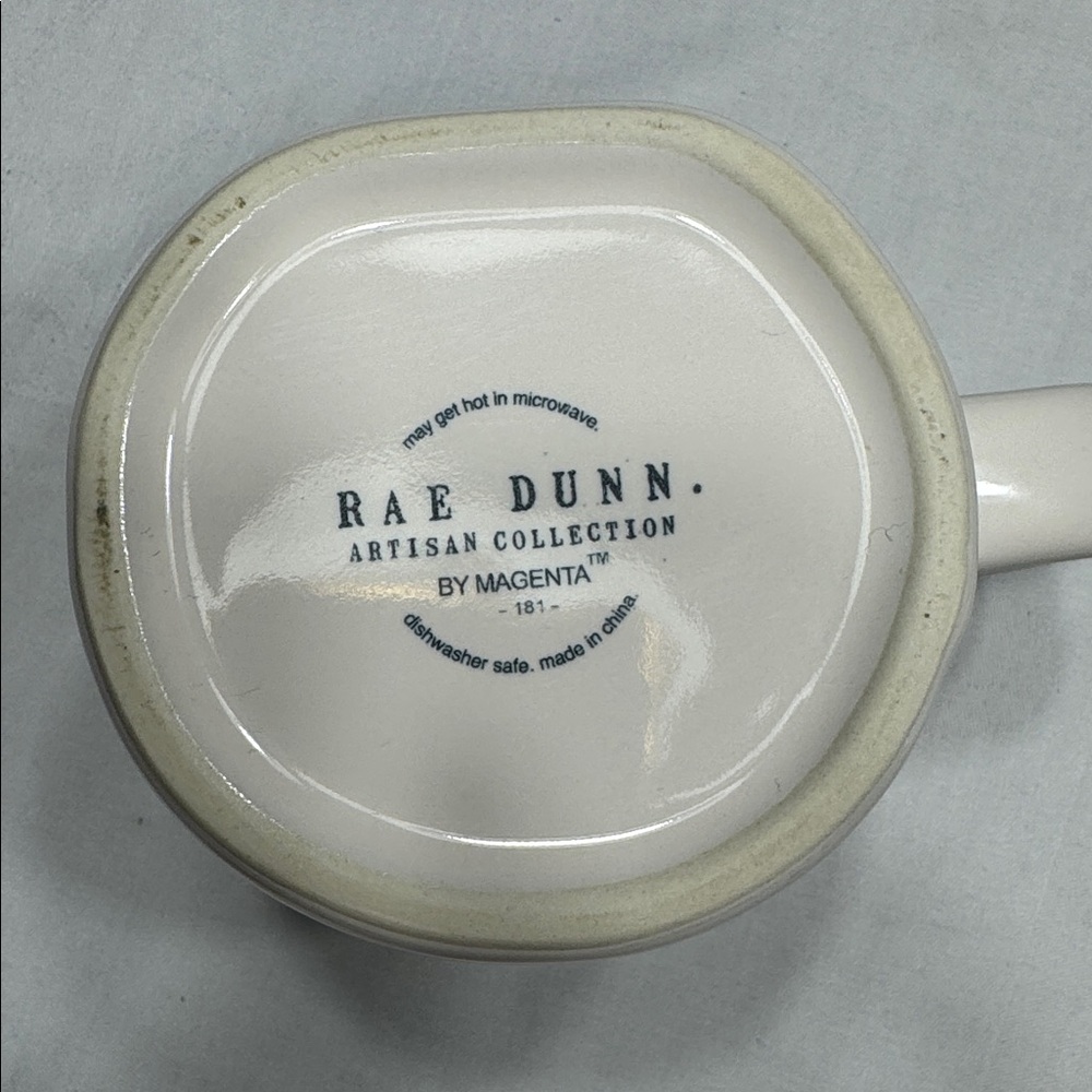 Rae Dunn Irish “KISS ME” Artisian Collection mug.  20oz. - Picture 4 of 4